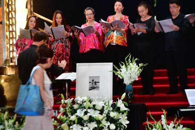 September 6, 2019 EUM20190905CUL17 JPG MEXICO CITY DeathDeath Toledo September 6, 2019 Aspects of the tribute to sculptor and painter Francisco Toledo at the Palacio de Bellas Artes The Oaxacan died Thursday at 79 years of age Photo Agency EL UNIVERSALHugo GarciaEELG  - ZUMAu78_ 20190906_zaf_u78_020 Copyright: xElxUniversalx