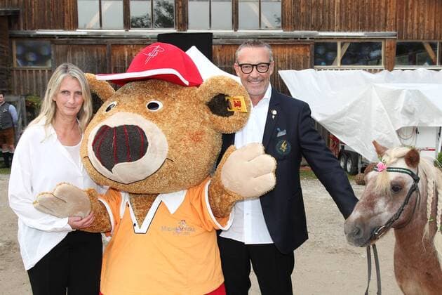 Michael Roll with wife Claudia Heiss, Tabaluga Golf Cup 2019 Gala evening at the riding stable in Tutzing on 07 09 2019