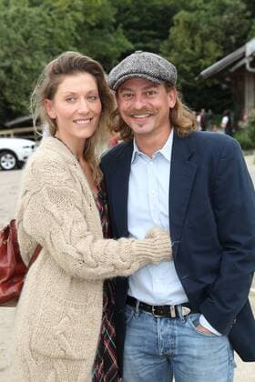 Florian Fischer with friend Julia Gampl, Tabaluga Golf Cup 2019 Gala evening at the riding stable in Tutzing on 07 09 2019