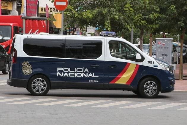 Spanien, Spain, Mallorca, balearen, Platja de Palma, Ballermann, Balneario 6, Polizei, Policia National, Symbolfoto, *** Spain, Spain, Mallorca, Balearic Islands, Platja de Palma, Ballermann, Balneario 6, Police, Policia National, symbol photo,