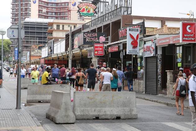 Spanien, Spain, Mallorca, balearen, Platja de Palma, Ballermann, Balneario 6,, Schinkenstraße, Bierkönig, *** Spain, Spain, Mallorca, Balearic Islands, Platja de Palma, Ballermann, Balneario 6, Ham Road, Beer King,