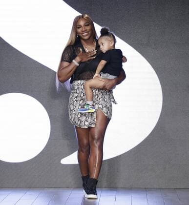 Bilder des Jahres 2019, Entertainment 09 September Entertainment Themen der Woche KW37 Entertainment Bilder des Tages Designer Serena Willams and daughter Alexis Olympia Ohanian Jr. step out on the runway at the end of the Serena by Serena Williams fashion show at Metropolitan West639 during New York Fashion Week: The Shows on Tuesday, September 10, 2019 in New York City.  NYP20190910102 JOHNxANGELILLO