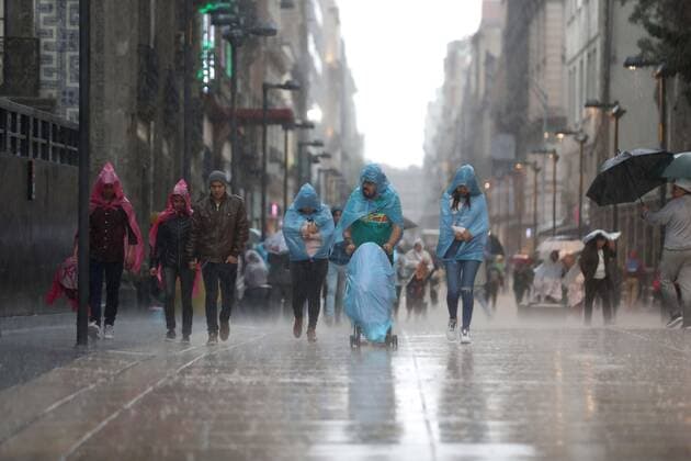 September 10, 2019 EUM20190910ACT05 JPG MEXICO CITY Rain Rain CMDX This Tuesday night, September 10, 2019 there were moderate to heavy rains in different parts of Mexico City In the picture, the area of the Historic Center capital Photo Agency THE UNIVERSAL EVZ  - ZUMAu78_ 20190910_zaf_u78_058 Copyright: xValentexRosasx