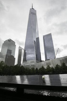 20 Jahre Anschläge vom 11. September: Gedenkkultur in den USA September 6, 2019, New York, New York, United States of America: The One World Trade Center tower viewed from the 9-11 Memorial in Lower Manhattan in New York City on Friday September 6, 2019. JAVIER ROJAS PI New York United States of America - ZUMAp124 20190906_zaa_p124_214 Copyright: xJavierxRojas Pix