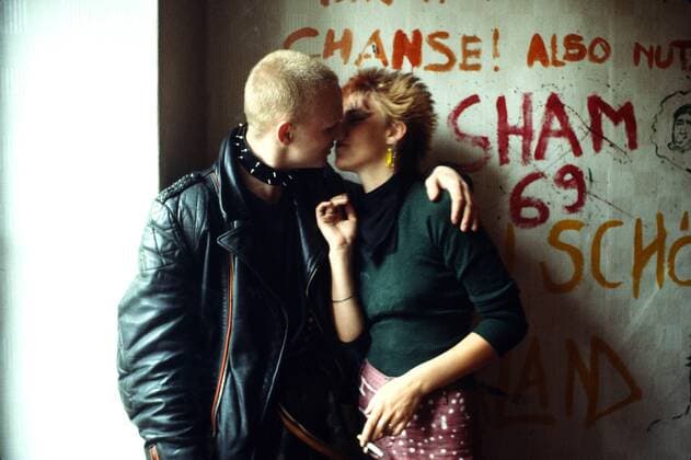 Reportage Punks from East Berlin, 1982 Reportage Punks from East Berlin: apartment squatted by a group of punks in East Berlin. 1982 Copyright: xIlsexRuppert Photo12x RPP19A00_069