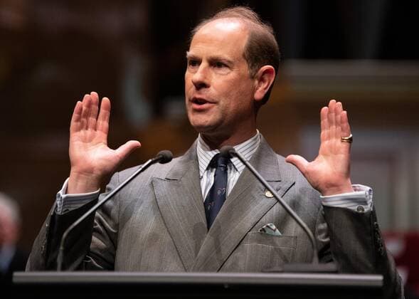 EARL OF WESSEX SYDNEY VISIT, Prince Edward, Earl of Essex giving a speech to Duke of Edinburgh s International Gold Award Recipients at the Sydney Town Hall in Sydney, Friday, September 13, 2019. It is the largest of The Duke of Edinburgh s International Gold Award Ceremonies ever to take place outside the UK and is part of a series of events taking place to celebrate the 60th Anniversary of The Duke of Edinburgh s International Award in Australia. ( NO ARCHIVING, EDITORIAL USE ONLY, NO USE IN BOOKS WITHOUT CONSENT SYDNEY NSW AUSTRALIA  Copyright: xJAMESxGOURLEYx 20190913001419234542