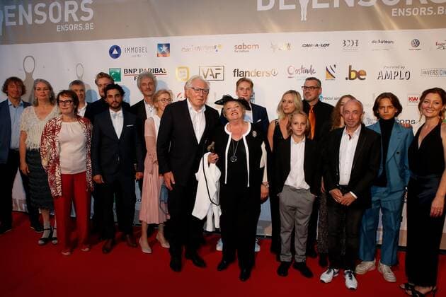 Cast and crew Niet Schieten, Jan Decleir (C-L) and actress Viviane De Muynck (C-R) pictured during the award ceremony of the Ensors Flemish film prizes on the closing day of the 13th edition of the Oostende Film festival, Saturday 14 September 2019.  NICOLASxMAETERLINCK 05661923