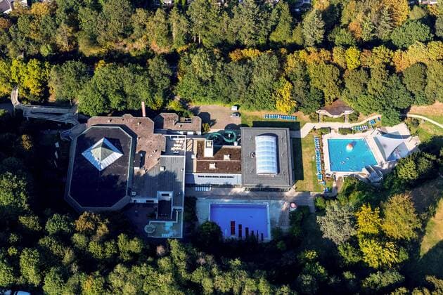 Aerial photograph, Family bath Nattenberg, Talstraße, Lüdenscheid, North Rhine-Westphalia, Germany ACHTUNGxMINDESTHONORARx60xEURO