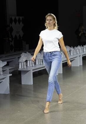 Christian Cowan Spring Summer 2020 fashion show Karolina Kurkova walks runway during rehearsal for Christian Cowan show at spring summer 2020 fashion week at Spring Studios New York New York United States Spring Studios  PhotographerxLevxRadin