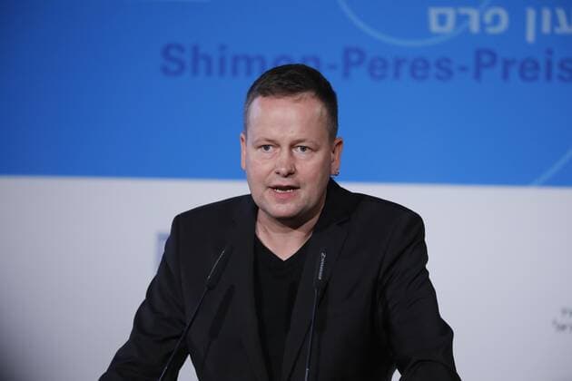 Dr Klaus Lederer, DIE LINKE Mayor of the State of Berlin Senator for Culture and Europe of the State of Berlin, Germany, Berlin, Rotes Rathaus , Shimon Peres Prize 2019 for Academy Leadership Competence Award Ceremony on 15 09 2019
