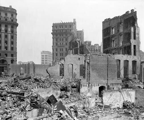 Ruins of Pettibone Bros., New Montgomery Street after Earthquake, San Francisco, California, USA, Detroit Publishing Company, 1906  Copyright: CircaxImages ghi-circa00681