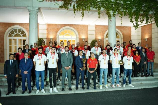 Spanish President Pedro Sanchez at a reception to honour the Spain Basketball team after their victor y in the 2019 China Basketball FIBA World Cup at Moncloa Palace in Madrid on Monday, 16 September 2019 Cordon Press