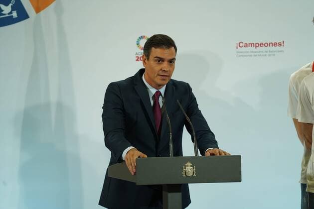 Spanish President Pedro Sanchez at a reception to honour the Spain Basketball team after their victor y in the 2019 China Basketball FIBA World Cup at Moncloa Palace in Madrid on Monday, 16 September 2019 Cordon Press