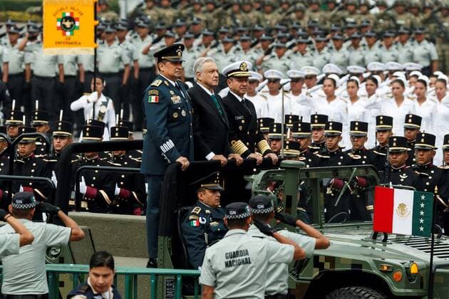 Mexican President Andres Manuel Lopez Obrador (C) participates next to the National Defense Secretary Luis Crescencio Sandoval (L) and the Marine Secretary Jose Rafael Ojeda Duran (R) during the 209 anniversary of the Independence of Mexico, in Mexico City, Mexico, 16 September 2019. The president of Mexico, Andrés Manuel Lopez Obrador, led the military parade for the 209th anniversary of the Grito de la Independencia, the first with a contingent of the National Guard. 209 anniversary of the Independence of Mexico !ACHTUNG: NUR REDAKTIONELLE NUTZUNG!  Copyright: xJosexMendezx MEX3346 20190916-637042693866316382
