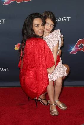 17 September 2019 - Hollywood, California - Terri Seymour, Coco Seymour-Mallon. America s Got Talent Season 14 Live Show Red Carpet held at Dolby Theatre. Photo Credit: FSadou AdMedia 245141 2019-09-17 CA Hollywood Etats-Unis  Copyright: xAdMediax STAR_245141_041