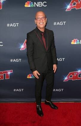 HOLLYWOOD, CA - SEPTEMBER 17: Howie Mandel, at America s Got Talent Season 14 Live Show Red Carpet at The Dolby Theatre in Hollywood, California on September 17, 2019. Copyright: xFayexSadoux