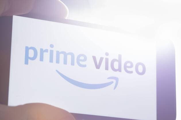 Symbol photo The Amazon Prime Video logo is displayed on a smartphone Berlin, 18 09 2019 Berlin Germany Copyright: xThomasxTrutschel photothek.netx