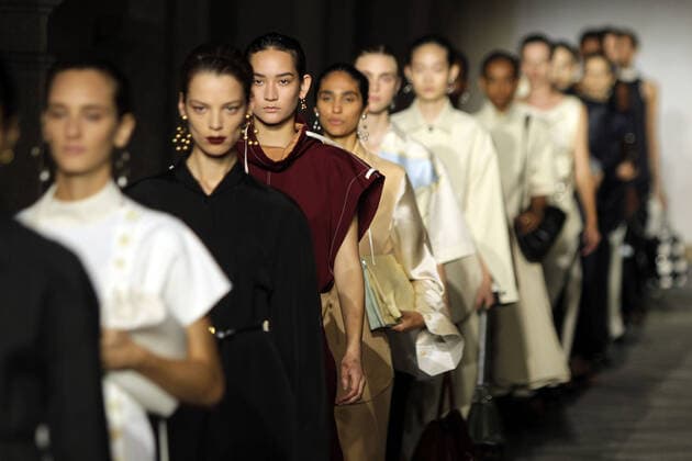 Milan Fashion Week, Women Spring Summer 2020. Milan, Women s Fashion, Spring Summer 2020. JIL SANDER catwalk. Pictured: model  Copyright: xPaoloxDilettox xIPAx xPaoloxDilettox