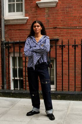 A chic showgoer attending the show during London Fashion Week September 16, 2019 - LFW: Spring 2020 Street Style Day 3, London England United Kingdom  Copyright: xValentinaxRanierix VRLFWDay20190916_MAS90