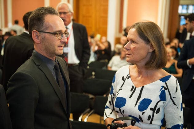 Shimon Peres Prize 2019 Heiko Maas, Christina Rau Heiko Maas and Christina Rau, on the occasion of the presentation of the Shimon Peres Prize 2019, in the ballroom of the Red City Hall in Berlin Shimon Peres Prize 2019 Peres Prize Shimon Peres Prize Heiko Maas Federal Foreign Minister Foreign Minister Heiko Maas Christina Rau Berlin Deu