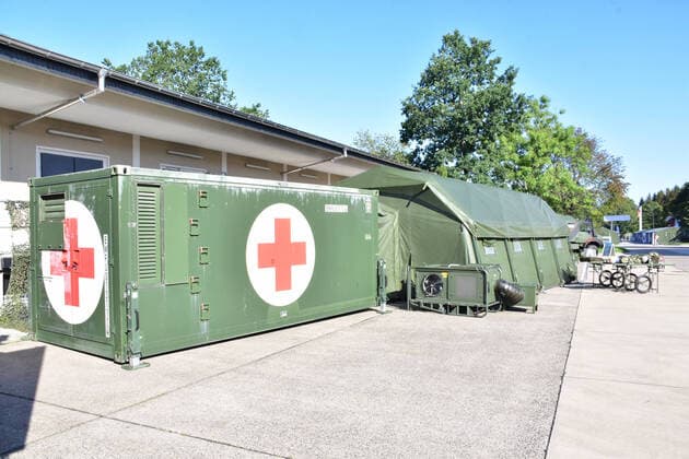 A mobile rescue station of the Bundeswehr for rapid deployment during the Open Day of the Medical Regiment 2 in Rennerod in the Westerwald Rennerod Rhineland Palatinate Germany
