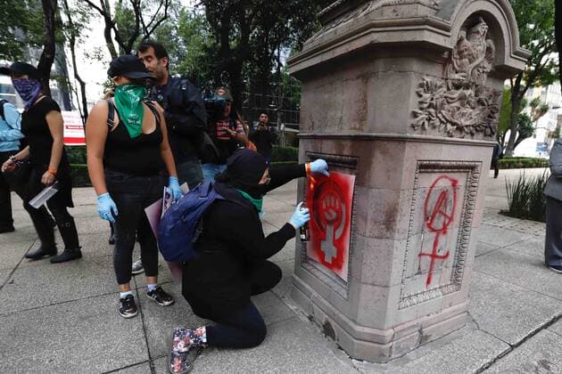 September 19, 2019 EUM20190919SOC08 JPG MEXICO CITY ProtestFeminist Protest September 19, 2019 Aspects of the Feminist Earthquake march in protest of femicides, which left the Revolution Monument and reached the Angel of Independence Photo Agency EL UNIVERSALBerenice FregosoEELG  - ZUMAu78_ 20190919_zaf_u78_071 Copyright: xElxUniversalx