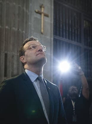 Federal Minister of Health Jens Spahn CDU As part of a tour of the historic city centre of Mexico City on 20 09 2019 Mexico City Mexico City Mexico Copyright: xXanderxHeinl photothek.netx