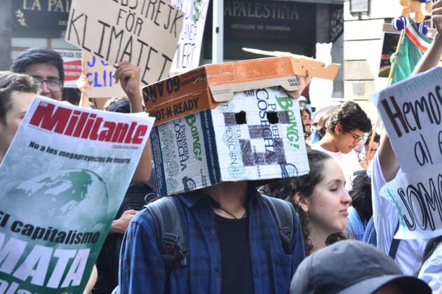 Friday for Future: protest against climate change People take part during a march in protest against climate change impulsed by global strike called Friday for Future at Reforma Avenue on September 20, 2019 in Mexico City, Mexico. around almost 100 countries mobilizations were carried out to combat climate change. The activist movement is led by young people who begin to transcend their ideals globally.  Copyright: xCarlosxTischlerx EYE_2089