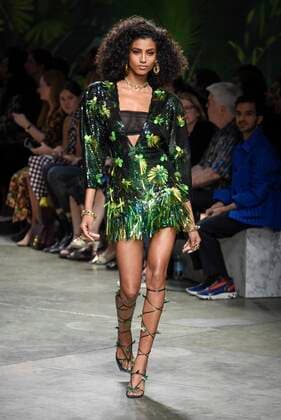 Milan Fashion Week, Women Spring Summer 2020. Milan, Women s Fashion, Spring Summer 2020.Versace catwalk Pictured: Imaan Hammam  Copyright: xSimonaxChiocciax xIPAx xFotosickix