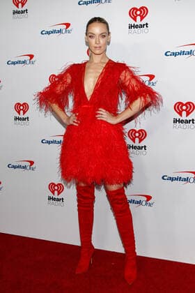 Rachel Skarsten arrives for the iHeartRadio Music Festival at the T-Mobile Arena in Las Vegas, Nevada on Saturday, September 21, 2019.  LAV2019092168 JAMESxATOA