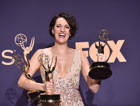 Berühmte Feministinnen, Phoebe Waller-Bridge Bilder des Jahres 2019, Entertainment 09 September Entertainment Themen der Woche KW38 Phoebe Waller-Bridge, winner of the awards for Outstanding Comedy Series, Outstanding Lead Actress in a Comedy Series, and Outstanding Writing for a Comedy Series for Fleabag appears backstage during the 71st annual Primetime Emmy Awards held at the Microsoft Theater in downtown Los Angeles on Sunday, September 22, 2019.  LAP201909221284 CHRISTINExCHEW