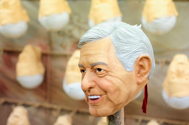 Mexico s President Andres Manuel Lopez Obrador mask manufacturing CUERNAVACA, MEXICO - SEPTEMBER 23: REV factory s Employees are seen painting latex masks of Mexico s President Andres Manuel Lopez Obrador on September, 2019 in Cuernavaca, Mexico. REV group is the Mexico s most important factory of Halloween masks and accessories with most of 50 years of experience REV products are exported in the United States, Europe, South America  Copyright: xCarlosxTischlerx EYE_3487