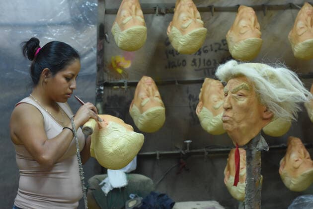 Donald Trump latex mask manufacturing MEXICO CITY, MEXICO - SEPTEMBER 23: A worker is seen painting a mask of U.S president Donald Trump to finish the process of manufacturing of the latex mask at REV Latex Mask factory on September 23, 2019 in Cuernavaca, Mexico  Copyright: xIlianaxSuarezx EYE_9811
