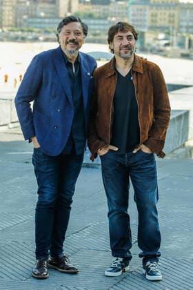 San Sebastian, SPAIN-September 26: Carlos and Javier Bardem attends the Donostia Award photocell during the 67th San Sebastian film festival at Zurriola beach in San Sebastian, Spain on. September 26, 2019. Copyright: xJimmyxOlsen MediaxPunchx