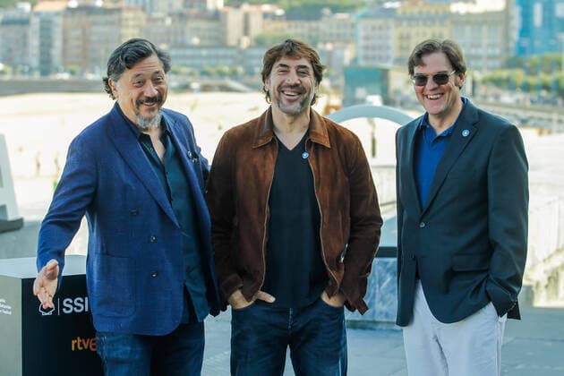 Entertainment Bilder des Tages San Sebastian, SPAIN-September 26: Carlos and Javier Bardem attends the Donostia Award photocell during the 67th San Sebastian film festival at Zurriola beach in San Sebastian, Spain on. September 26, 2019. Copyright: xJimmyxOlsen MediaxPunchx