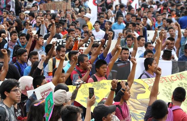 Parents, family and support groups of the 43 students of Ayotzinapa attend a Mass in honor of them at the Angel of Independence in Mexico City, Mexico, 26 September 2019. The case of the 43 students of the Ayotzinapa school continues Thursday to be the most emblematic of the forced disappearances crisis in Mexico five years after, without any certainty about the fate of these young people, while parents await responses from the new Government. Ayotzinapa, the tragedy that shocked Mexico adrift on its 5th anniversary !ACHTUNG: NUR REDAKTIONELLE NUTZUNG!  Copyright: xMarioxGuzmánx AME2106 20190927-637051481889116983