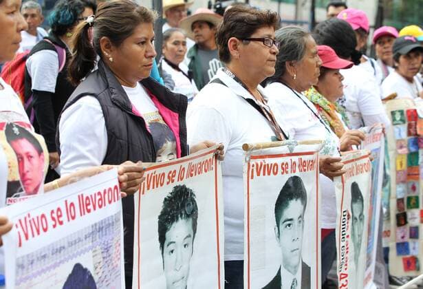 Parents, family and support groups of the 43 students of Ayotzinapa, disappeared five years ago, march from the Angel of Independence to the Plaza del Zocalo in Mexico City, Mexico, 26 September 2019. The case of the 43 students of the Ayotzinapa school continues Thursday to be the most emblematic of the forced disappearances crisis in Mexico five years after, without any certainty about the fate of these young people, while parents await responses from the new Government. Ayotzinapa, the tragedy that shocked Mexico adrift on its 5th anniversary !ACHTUNG: NUR REDAKTIONELLE NUTZUNG!  Copyright: xMarioxGuzmánx AME2110 20190927-637051483722152339