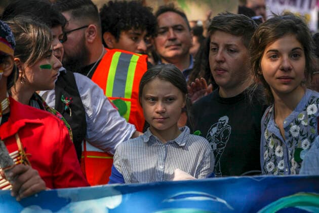 September 27, 2019 - Montreal, Quebec, Canada - Swedish climate activist GRETA THUNBERG joins the climate strike protest in Montreal marching along with young activists and their supporters. Hundreds of thousands of people marched along the streets of Downtown Montreal Friday afternoon demanding real action on climate change. Montreal Canada - ZUMAm182 20190927_int_m182_004 Copyright: xCristianxMijeax