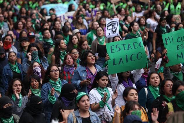 Mexiko, Demonstration für die Entkriminalisierung von Abtreibung in Mexiko-Stadt Women participate in a protest in favor of the decriminalization of abortion in Mexico City, Mexico, 28 September 2019. March for the decriminalization of abortion in Mexico !ACHTUNG: NUR REDAKTIONELLE NUTZUNG!  Copyright: xSashenkaxGutierrezx AME3286 20190929-637053239054413915