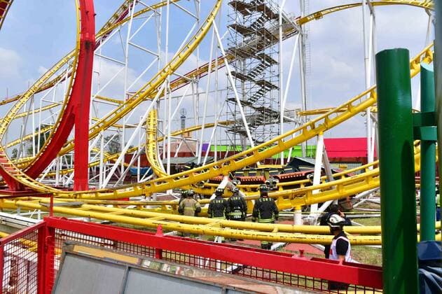 September 28, 2019 EUM2019092ACT03 JPG MEXICO CITY AccidentAccident Chapultepec Fair September 28, 2019 Accident at the mechanical game known as Quimera at the Chapultepec Fair leaves two people dead and two injured Photo Agency EL UNIVERSALHugo GarciaEELG  - ZUMAu78_ 20190928_zaf_u78_025 Copyright: xElxUniversalx