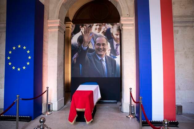 Bilder des Jahres 2019, News 09 September News Themen der Woche KW39 News Bilder des Tages Paris, France, September 29th, 2019 - Popular Tribute to French President Jacques Chirac at Invalides.  Copyright: xAlexisxSciardx
