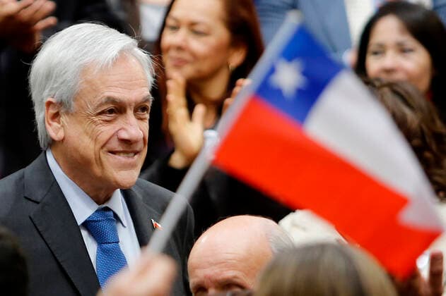 01 de octubre del 2019 El Presidente de la Republica, Sebastian Pinera, firma el Compromiso Ciudades Amigables con las Personas Mayores de la Region Metropolitana. Ramon Monroy Aton Chile, Santiago Chile Aton_353147 *** October 01, 2019 The President of the Republic, Sebastian Pinera, signs the Friendly Cities with the Elderly Commitment of the Metropolitan Region Ramon Monroy Aton Chile, Santiago Chile Aton 353147  Copyright: RAMONxMONROY ATONCHILE