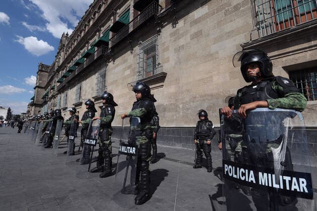 October 2, 2019 EUM20191002NAC30 JPG MEXICO CITY, ProtestsProtests October 2 Aspects of security elements during the march held this October 2, 2019 in streets of the Historic Center, held to commemorate the 1968 student massacre Photo Agency EL UNIVERSALAFBV  - ZUMAu78_ 20191002_zaf_u78_059 Copyright: xElxUniversalx