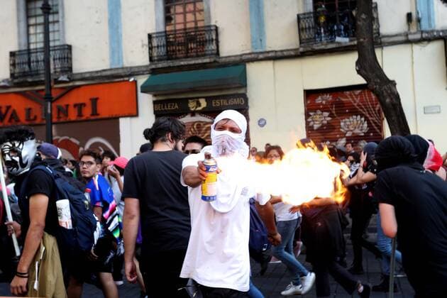 October 2, 2019 EUM20191002NAC62 JPG MEXICO CITY, Protests Protests October 2 Aspects of the riots generated during the march held this October 2, 2019 in the streets of the Historic Center, held to commemorate the 1968 student massacre Photo UNIVERSAL Agency Diego Simon Sanchez AFBV  - ZUMAu78_ 20191002_zaf_u78_109 Copyright: xElxUniversalx