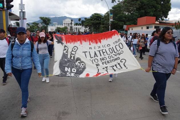 October 2, 2019 EUM20191002NAC72 JPG OAXACA, Oax , Protests Protests October 2 Both normalists and teachers marched on October 2, 2019 in the Oaxacan capital to commemorate the 51st anniversary of the 1968 massacre of students in Tlatelolco A small group painted different paintings in their wake Photo Agency EL UNIVERSAL AFBV  - ZUMAu78_ 20191002_zaf_u78_117 Copyright: xEdwinxHernandezx