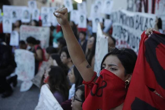 October 2, 2019 EUM20191002NAC75 JPG QUERETARO, Qro , ProtestsProtests October 2 A group of demonstrators, mostly students from the Autonomous University of Queretaro UAQ , protested on October 2, 2019 in commemoration of 51 years of the massacre in Tlatelolco Photo Agency EL UNIVERSAL  - ZUMAu78_ 20191002_zaf_u78_123 Copyright: xElxUniversalx