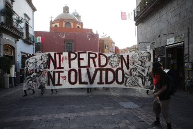 October 2, 2019 EUM20191002NAC77 JPG QUERETARO, Qro , ProtestsProtests October 2 A group of demonstrators, mostly students from the Autonomous University of Queretaro UAQ , protested on October 2, 2019 in commemoration of 51 years of the massacre in Tlatelolco Photo Agency EL UNIVERSAL  - ZUMAu78_ 20191002_zaf_u78_125 Copyright: xElxUniversalx
