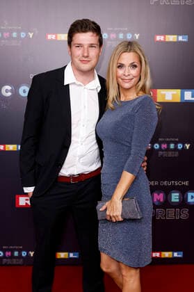 Tanja Lanäus with accompaniment at the award ceremony of the 23 German Comedy Prize 2019 in the Studio in Cologne Mühlheim Cologne, 02 10 2019 Foto:xC.xHardtx xFuturexImage