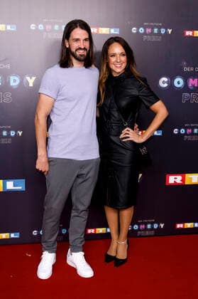 Carolin Kebekus with brother David Kebekus at the award ceremony of the 23 German Comedy Prize 2019 in the studio in Cologne Mühlheim Cologne, 02 10 2019 Foto:xC.xHardtx xFuturexImage