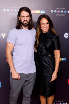Carolin Kebekus with brother David Kebekus at the award ceremony of the 23 German Comedy Prize 2019 in the studio in Cologne Mühlheim Cologne, 02 10 2019 Foto:xC.xHardtx xFuturexImage